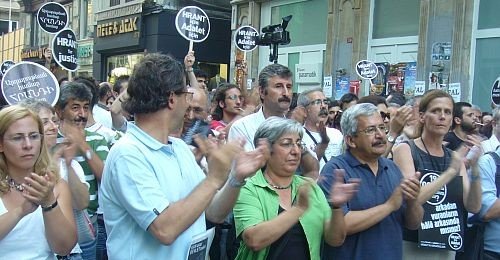 İnsan Zincirine Katılanlar Sözleşti: 6 Temmuz'da Beşiktaş'ta!