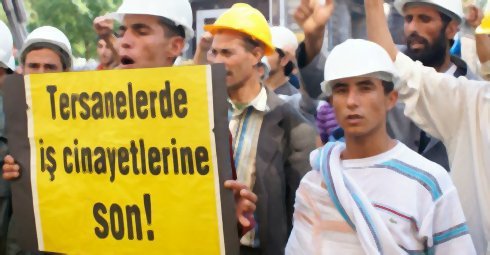 Tuzla'da Dört Tersane İşçisi Yaralandı