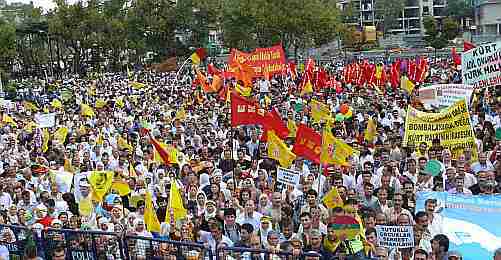 Kadıköy'de Binler Barış İstedi