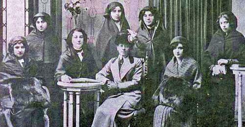 "Osmanlı'da Kadın Hareketi" Paneli Kadın Eserleri Kütüphanesi'nde