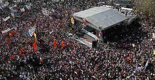 More than 200,000 People Demonstrate for Alevi Rights