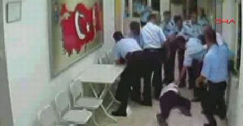 Mersin'de Gözaltında İşkence Nedeniyle İki Polis Açığa Alındı