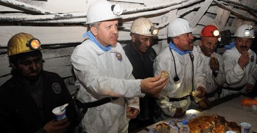 Başbakan Maden İşçilerine Rahmet Diledi, İşverenin Adını Ağzına Almadı