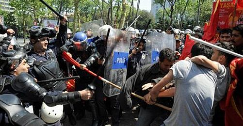 TİHV: Hak Mücadelelerine Karşı Polis Şiddeti Yedi Can Aldı