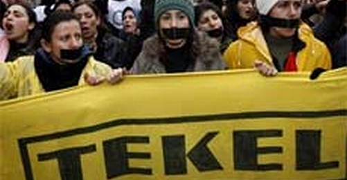 Emekçiler Türkiye'nin Her Yerinde TEKEL İşçileri İçin Sokağa Çıkıyor