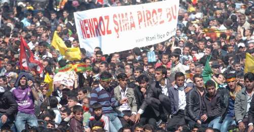 "Newroz'un Mesajları: Muhataplar Meclis'te, Öcalan'sız Olmayacak"