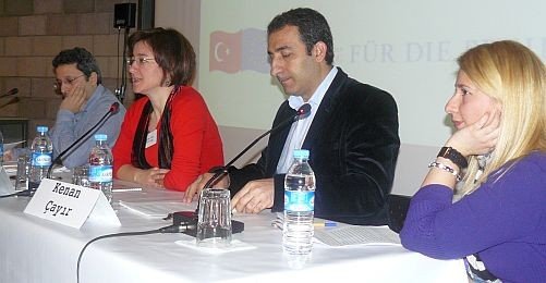"Türkiye Irkçılıkla Mücadele Daha Fazla Gecikmesin"