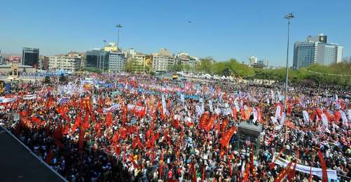 "Taksim Meydanı 1 Mayıs Alanı Oldu, Kutlu Olsun"