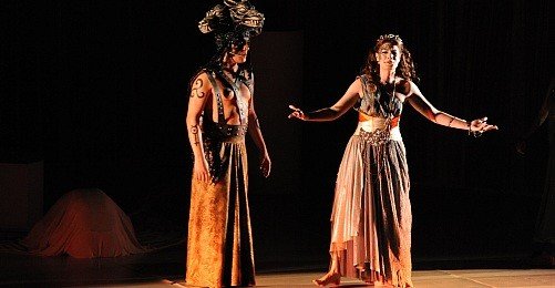 İstanbul Tiyatro Festivali Başladı