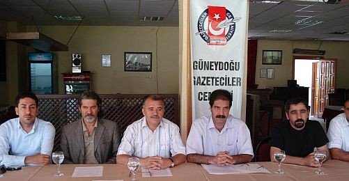 Kürt Gazeteci ve Yazarlardan "Özgür Haberciliğe", Aktan ve Erol'a Destek