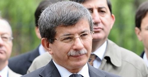 Medya ve AKP Davutoğlu'na Sırtını Dönüyor mu?