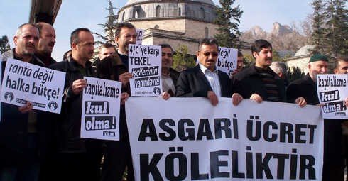 DİSK-AR: Asgari Ücretten Vergiyi Kaldırın!