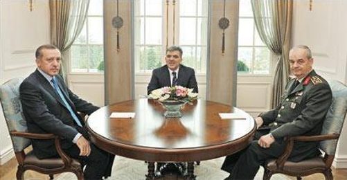 Gül-Erdoğan-Başbuğ Üçlü Toplantıda Ne Konuştu?