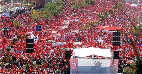 CHP'nin Dönüşümü, Kılıçdaroğlu'nun Referandum Başarısına Bağlı