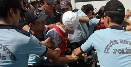 2 Journalists Harassed, 30 TAYAD Members in Police Custody