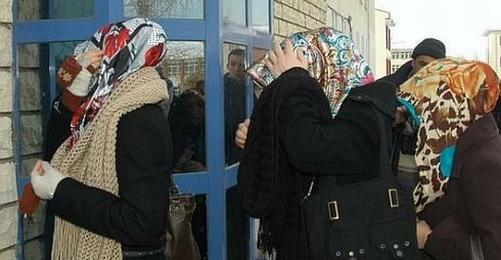 Headscarf Ban at Universities Softened