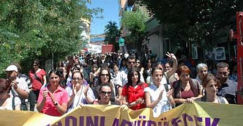 Kadınlar Hakkari ve İstanbul'dan Ankara'ya Yürüyor