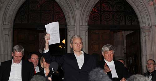 Assange Artık Özgür, Ufukta Yeni Tutuklamalar Var