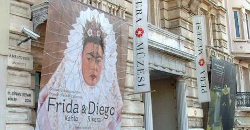 Frida Kahlo ve Diego Rivera Pera'da
