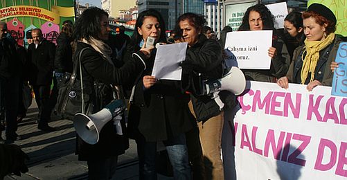 Göçmen Kadın İşçilerin Haklarını Korumayan Hürriyet'e Tepki