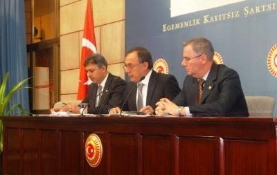 CHP Direnişe Çağırsa da Yüksek Yargı Tasarısı Meclis'te