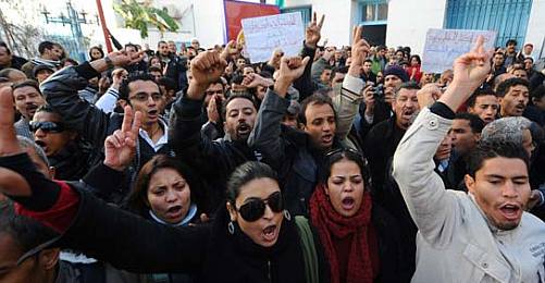 Tunus'ta Devrim Mutlu Sona Erer mi?