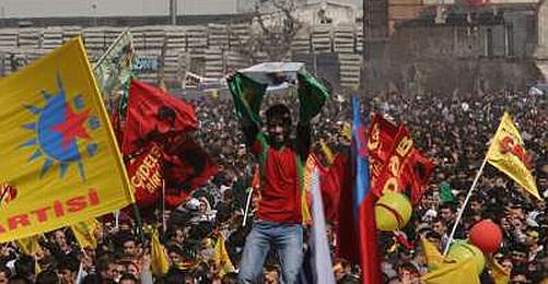 "Newroz" Bayramı İstanbul'da Kazlıçeşme'de