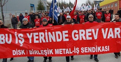 Metal İşçileri Grev Kararı Astıkça Kazanıyor!