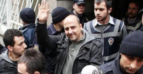 Lawyers Apply for Release of Journalist Şık