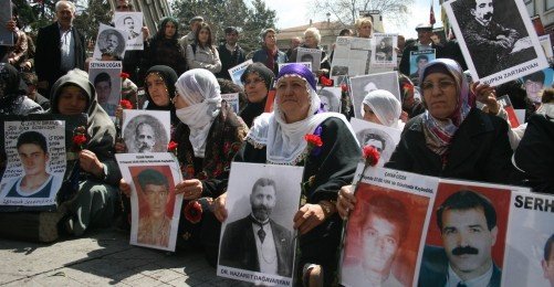 Kaybedilen Ermeni Aydınlarıyla Öldürülen Çocuklar Galatasaray'da