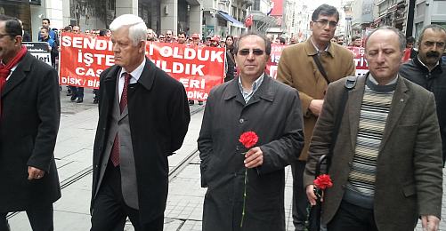 Tertip Komitesi 1 Mayıs Çağrısı İçin Taksim'e Çıktı
