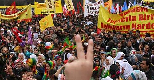 Newroz' dan 1 Mayıs'a Artık Büyüme Zamanı!