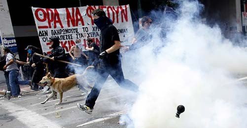 Yunanistan: "Zayıf Halka"