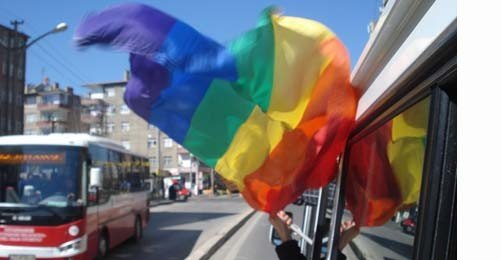 LGBT Bireylere Yönelik Şiddet ve Ayrımcılığa Kınama