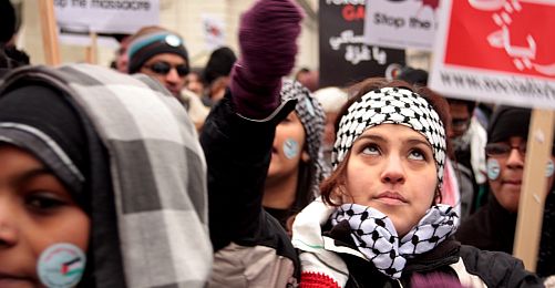 İsrail, Boykot Etmeyi Yasakladı