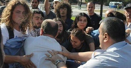 Arınç'ı Protesto Eden 16 Öğrenciye Gözaltı