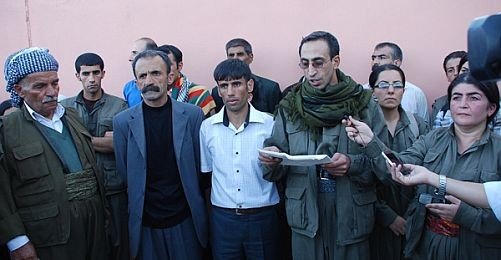 Barış Grubu Üyeleri Hapis Cezasına Çarptırıldı