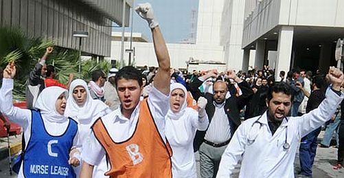 Rejim Karşıtlarına Bakan Doktorlara Hapis Cezası