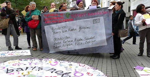 Barış İçin Kadın Girişimi Tutuklu Kadınlar İçin Toplandı
