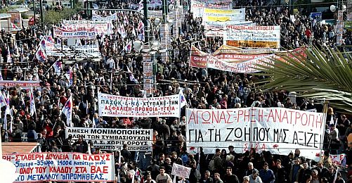 Yunanistan: Savaşa Karşı Savaş!
