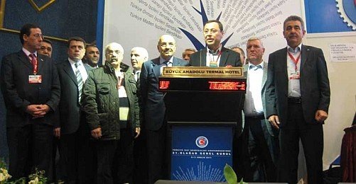 Türk İş'te Başkan Yine Mustafa Kumlu
