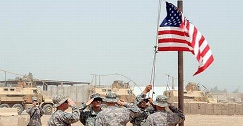 ABD Irak'taki Bayrağını İndirdi