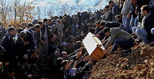 Toplu Mezar Kazdırmak: 1974 Viranşehir, 2011 Uludere 