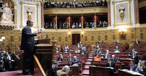 Soykırım İnkarını Cezalandıran Yasa Fransa Meclisinden Geçti