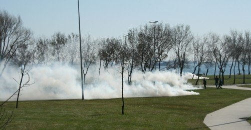 Gaz Bombalarıyla Newroz
