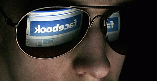 Polis Hakkını Facebook'ta Arıyor