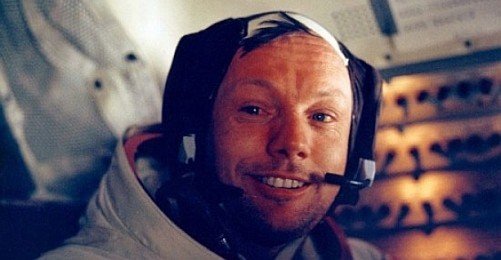 Neil Armstrong Öldü