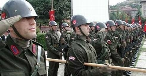 8,000 Private Soldiers Quit Turkish Army in 2011