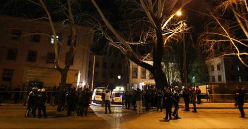 AKP Genel Merkezi ve Adalet Bakanlığı’na Saldırı