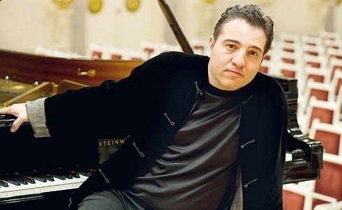 Pianist Fazıl Say Receives Suspended Prison Sentence